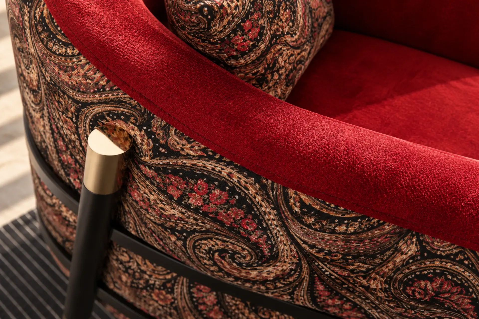 Izabel Living Room Chair Detail