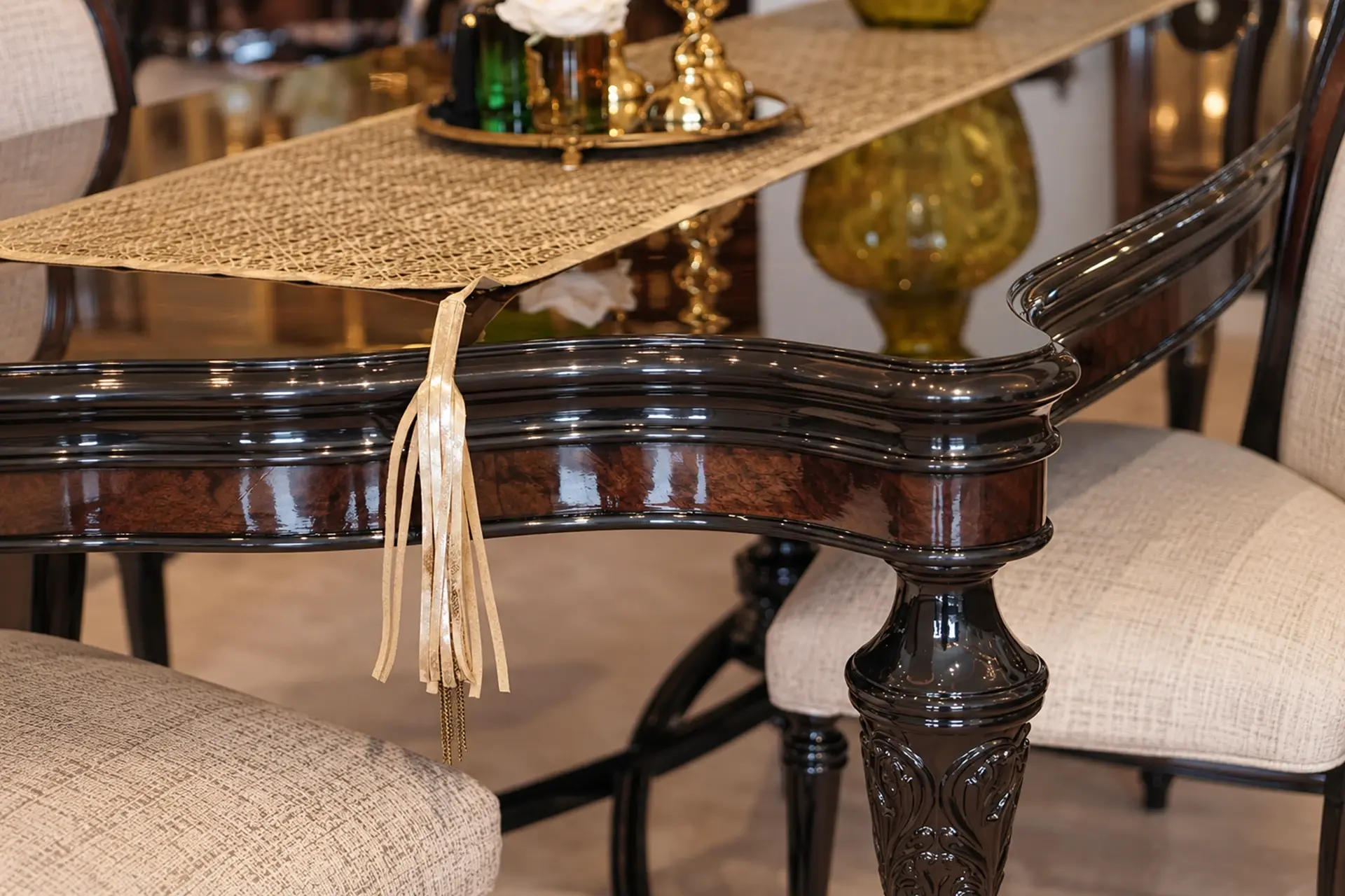Pars Dining Room Table