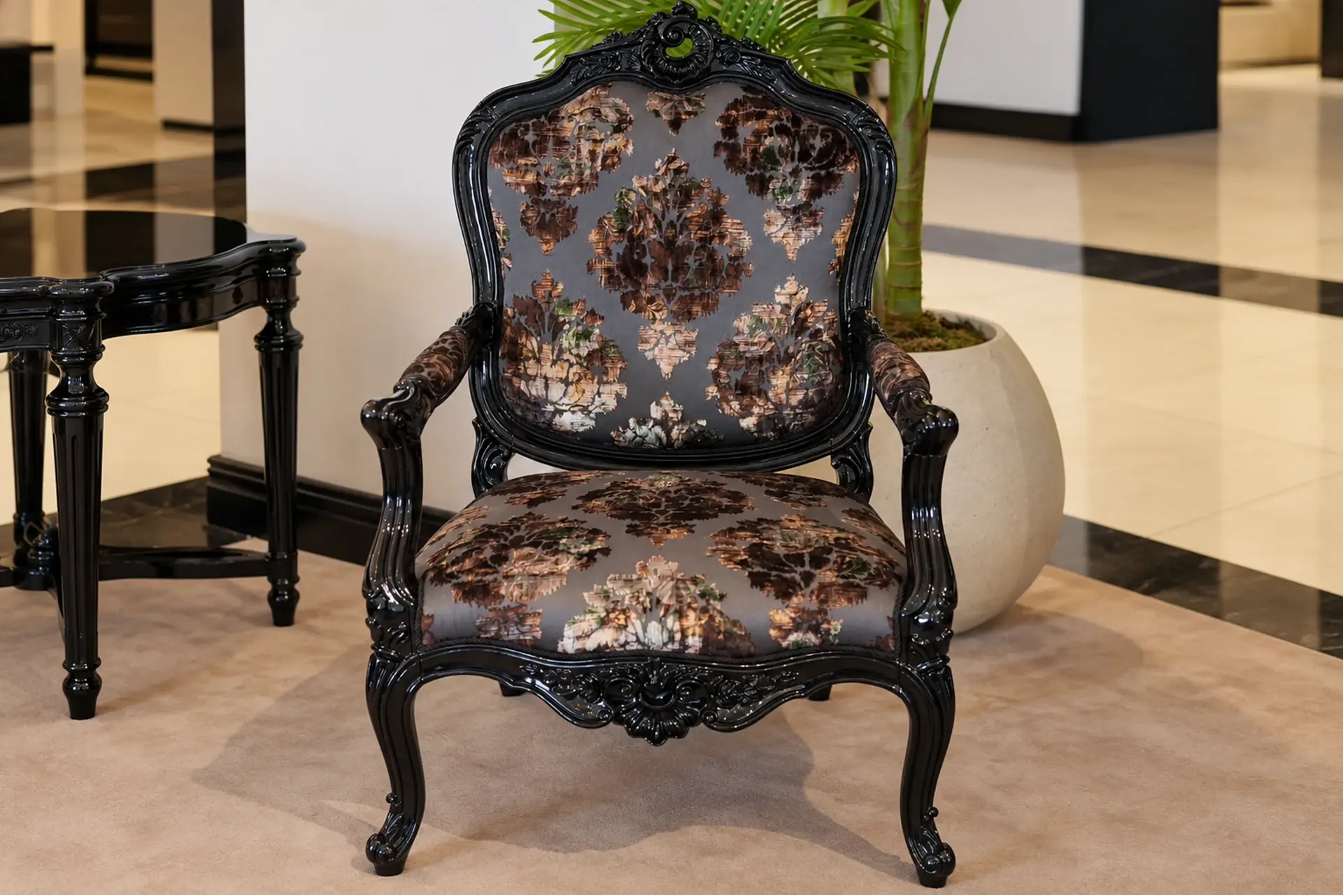 Pars Living Room Chair