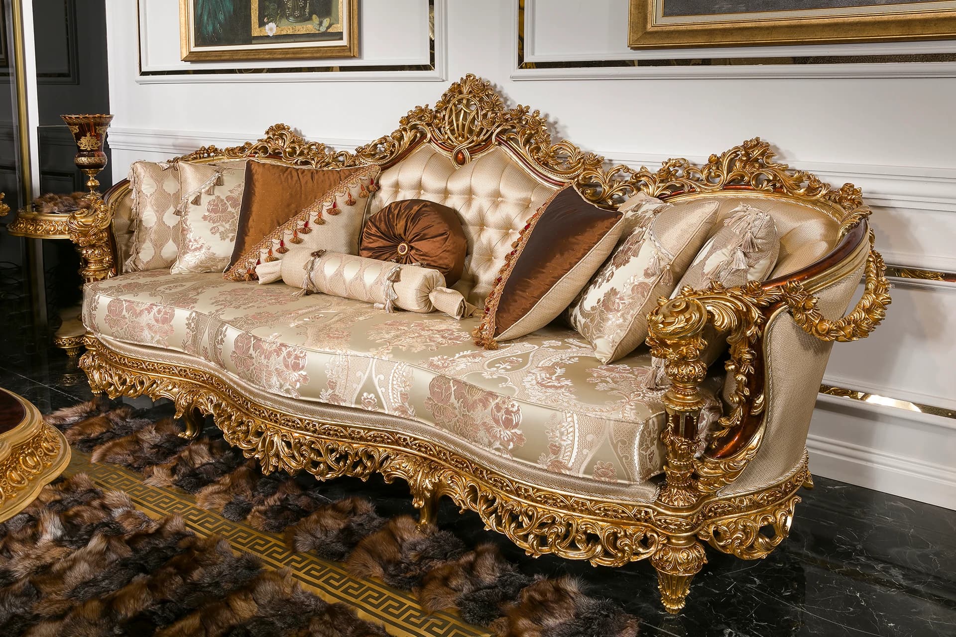 Kral Living Room Exclusive Sofa