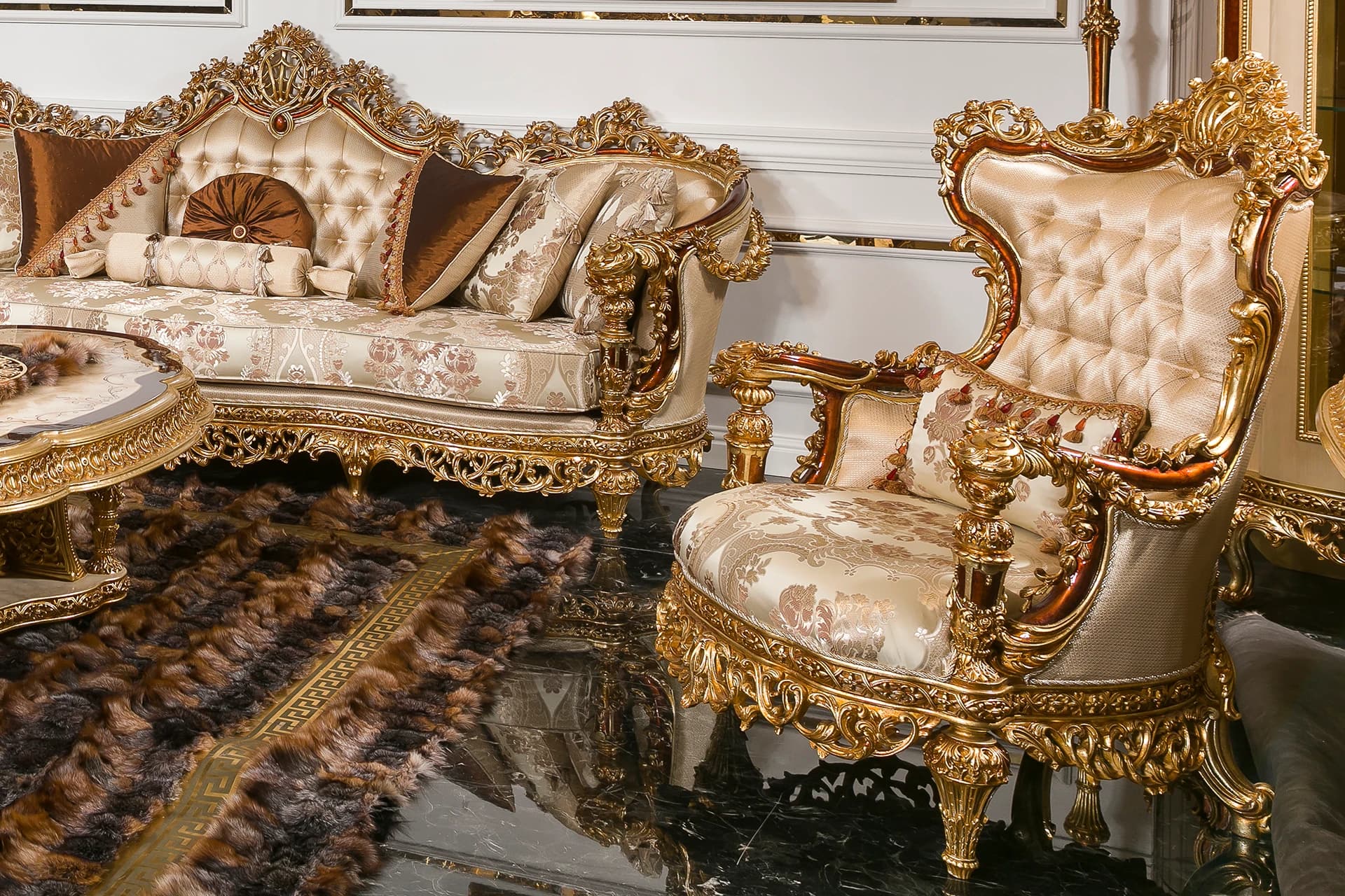 Kral Living Room Chair