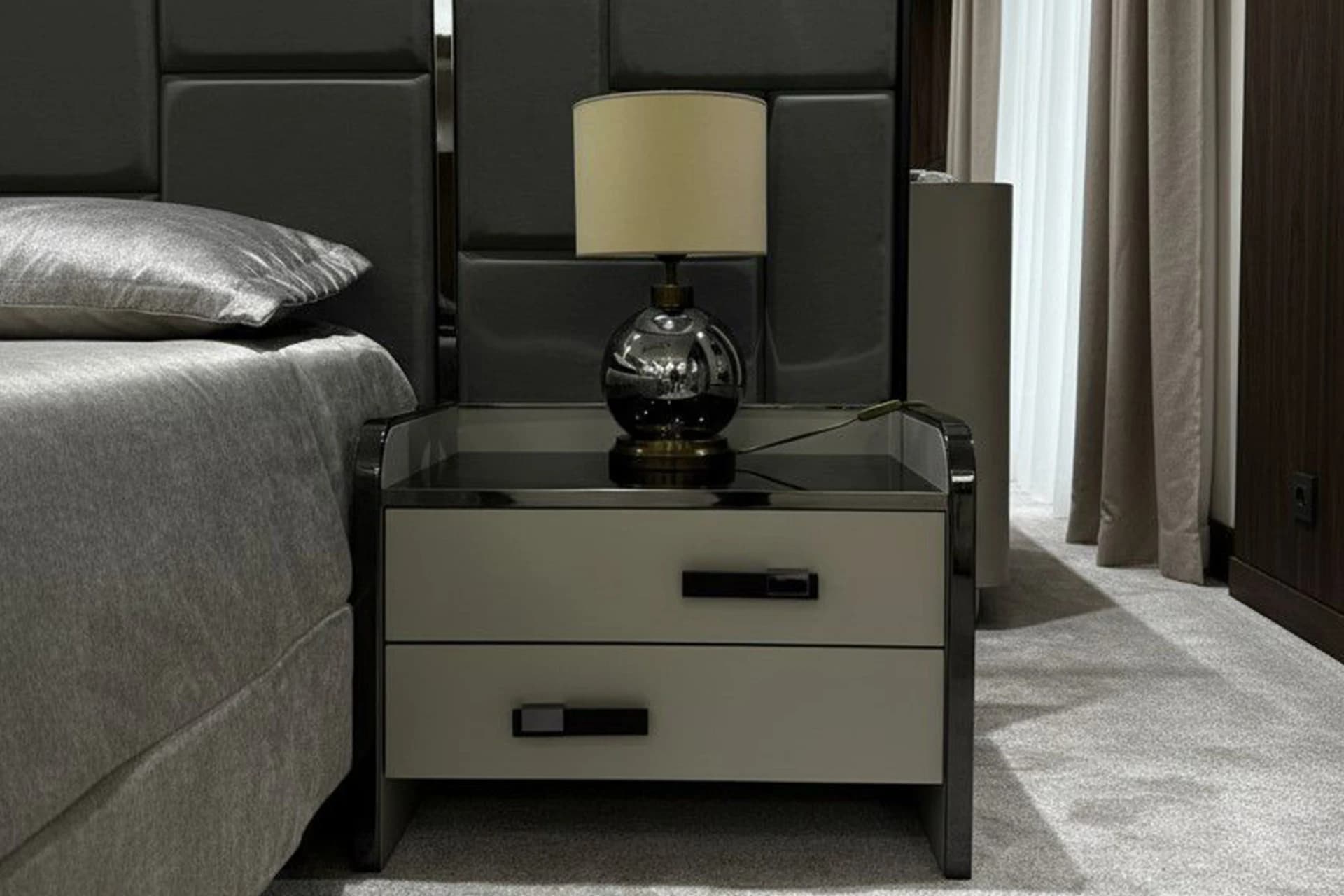 Aura Bedroom Nightstand