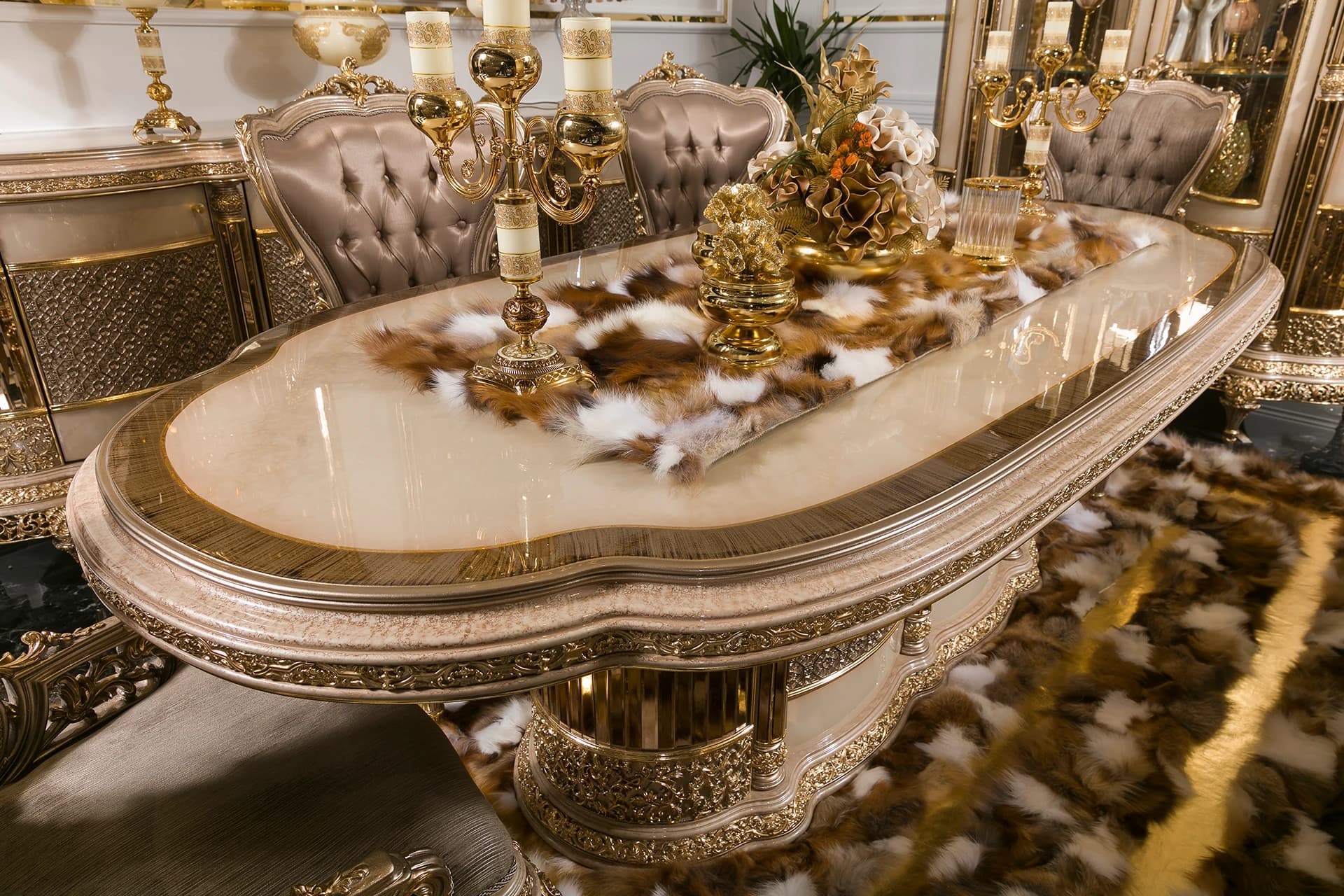 Firuze Dining Room Table