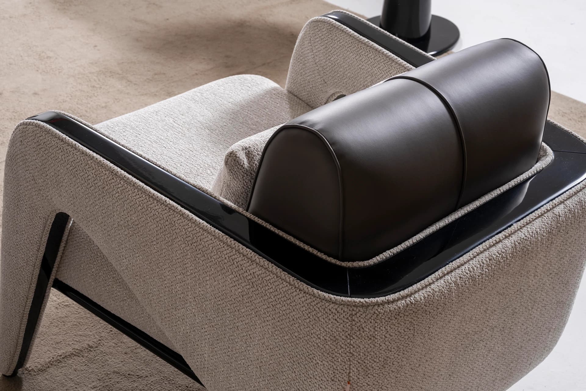 Lizbon Living Room Chair Detail